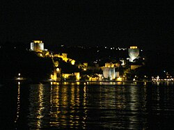 Rumeli Hisarı'nda gece