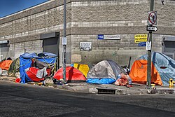 Skid row çadırları