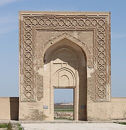 Ribat-ı Malik kervansarayının giriş portalı (Buhara ile Semerkant arası, yaklaşık 1068–1080)