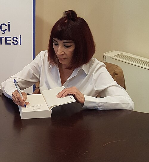 Gülriz Sururi