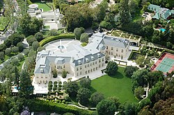 Beverly Hills'deki bir malikane