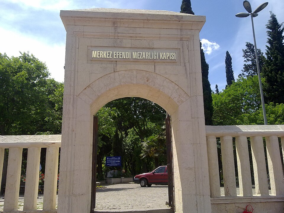 Merkezefendi Mezarlığı