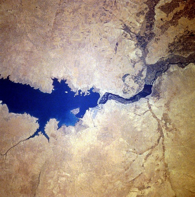 Fırat Gölü