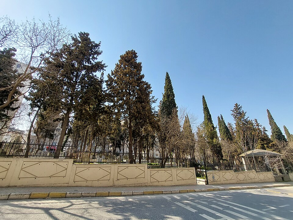 Sahrayıcedid Mezarlığı