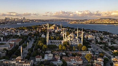 Tarihî yarımada
