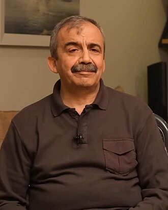 Sırrı Süreyya Önder