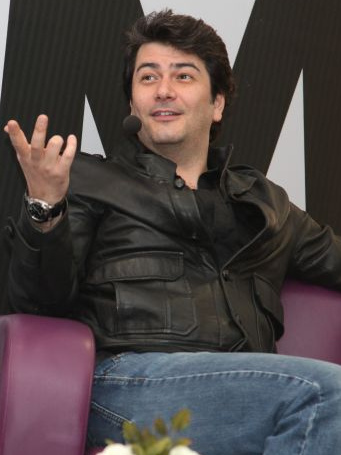 Vatan Şaşmaz